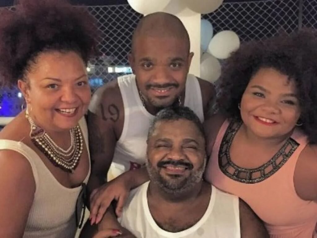 Família de Arlindo Cruz reunida