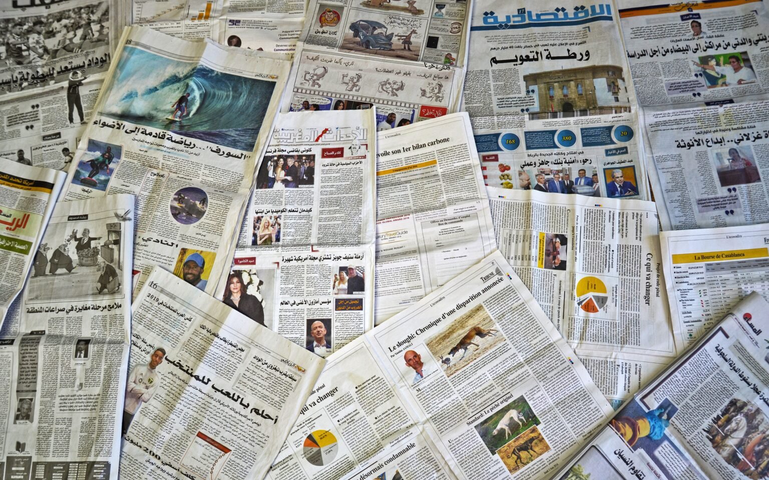 O PARADOXO DO DIPLOMA: POR QUE O RIGOR COBRADO AO DIREITO FOI NEGADO AO JORNALISMO?