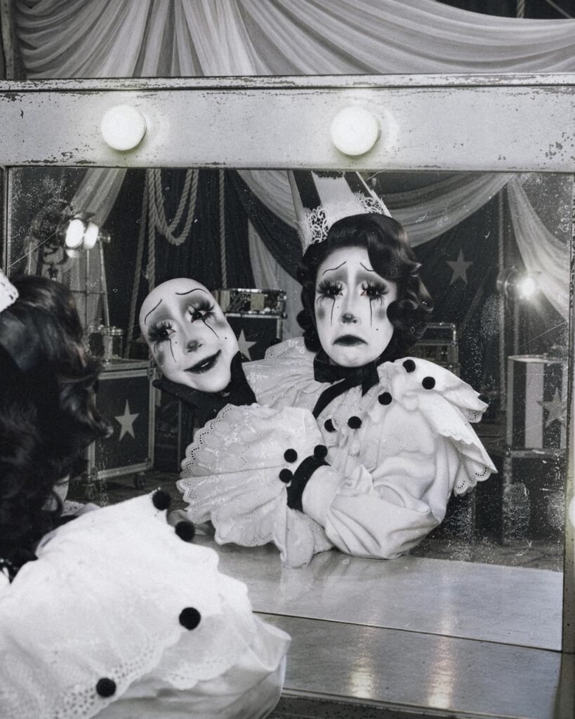 Camila Pudim estreia Halloween 2026 com Pierrot e passa de 1 milhão de views em menos de um dia Camila Pudim caracterizada como Pierrot no Halloween 2026
